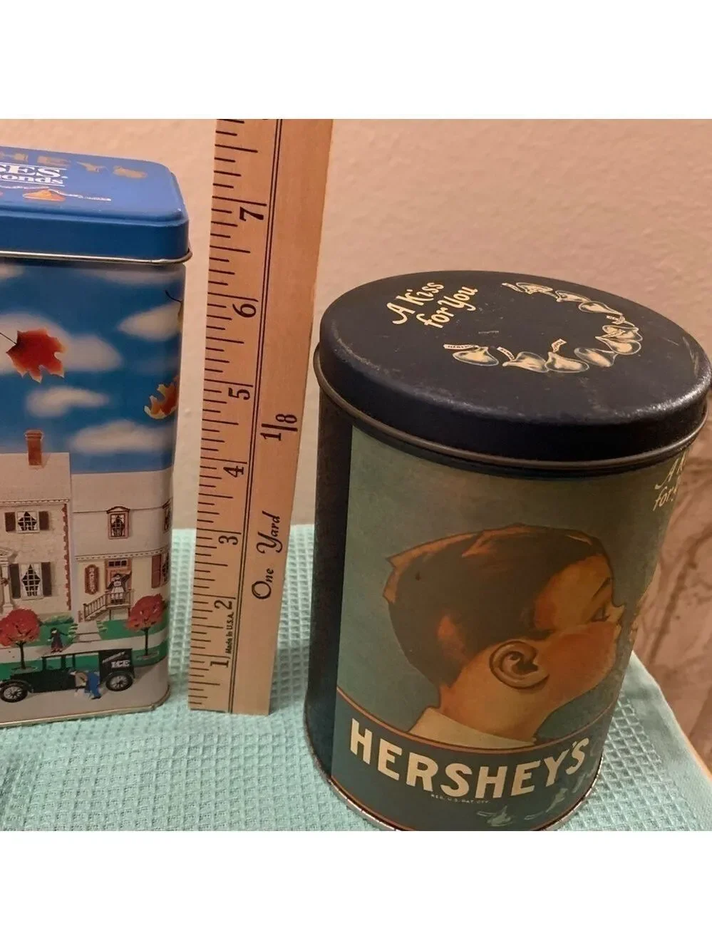 HERSHEY’S vintage three tins set 1980 milk chocolate kisses 1990 hometown #6
